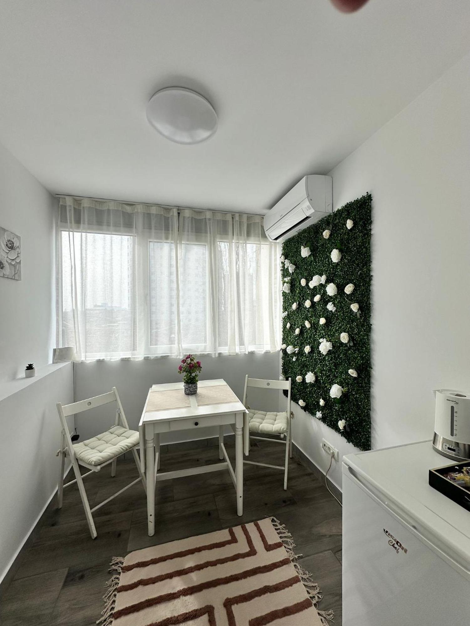 Love Light Studio Victoriei Bukarest Exterior foto